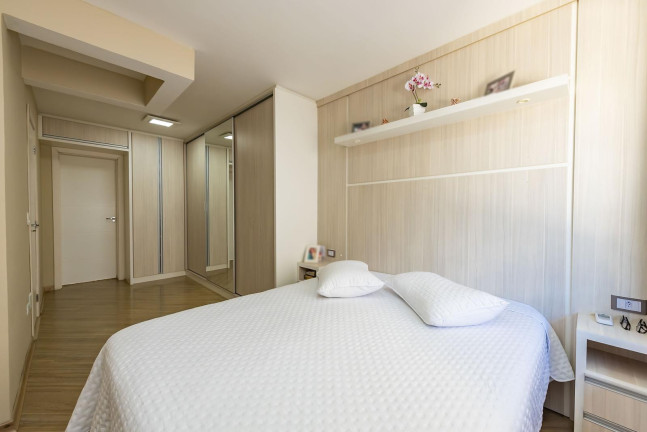Imagem Sobrado com 3 Quartos à Venda, 102 m² em Campo Comprido - Curitiba Imagem Sobrado com 3 Quartos à Venda, 102 m² em Campo Comprido - Curitiba