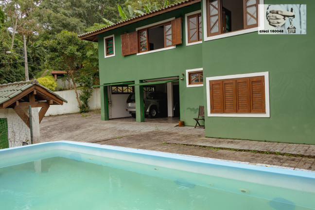 Imagem Casa com 5 Quartos à Venda, 256 m² em Rio Tavares - Florianópolis Imagem Casa com 5 Quartos à Venda, 256 m² em Rio Tavares - Florianópolis