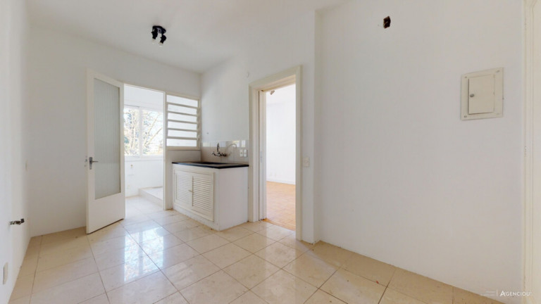 Imagem Imóvel com 2 Quartos à Venda, 74 m² em Petrópolis - Porto Alegre Imagem Imóvel com 2 Quartos à Venda, 74 m² em Petrópolis - Porto Alegre