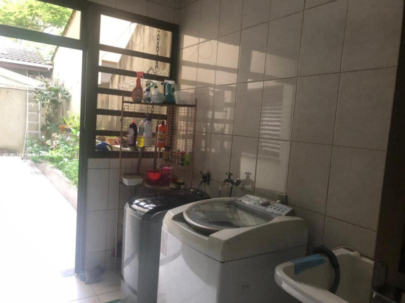 Imagem Casa à Venda, em São Paulo 2 - Cotia Imagem Casa à Venda, em São Paulo 2 - Cotia