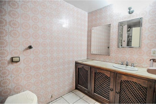 Imagem Imóvel com 3 Quartos à Venda, 115 m² em Independência - Porto Alegre Imagem Imóvel com 3 Quartos à Venda, 115 m² em Independência - Porto Alegre