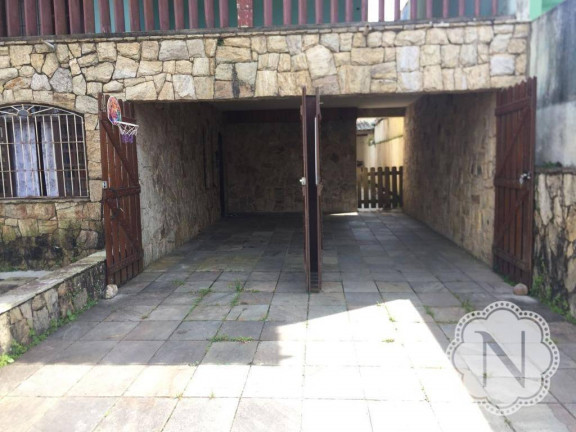 Sobrado com 4 Quartos à Venda, 250 m² em Tupy - Itanhaém