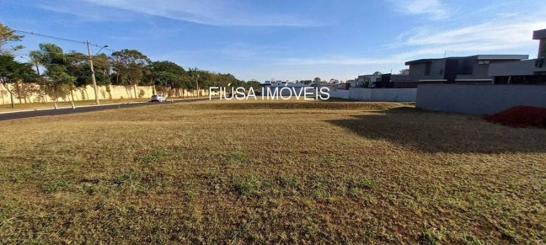 Imagem Terreno à Venda, 1.080 m² em Alto Do Castelo - Ribeirão Preto Imagem Terreno à Venda, 1.080 m² em Alto Do Castelo - Ribeirão Preto