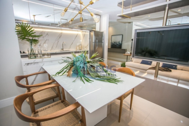 Imagem Cobertura com 2 Quartos à Venda, 106 m² em São Francisco - Curitiba Imagem Cobertura com 2 Quartos à Venda, 106 m² em São Francisco - Curitiba