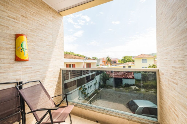 Imagem Casa com 6 Quartos à Venda, 420 m² em Ponta Das Canas - Florianópolis Imagem Casa com 6 Quartos à Venda, 420 m² em Ponta Das Canas - Florianópolis