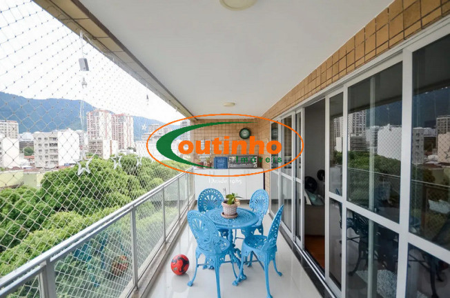 Imagem Apartamento com 4 Quartos à Venda, 138 m² em Maracanã - Rio De Janeiro Imagem Apartamento com 4 Quartos à Venda, 138 m² em Maracanã - Rio De Janeiro