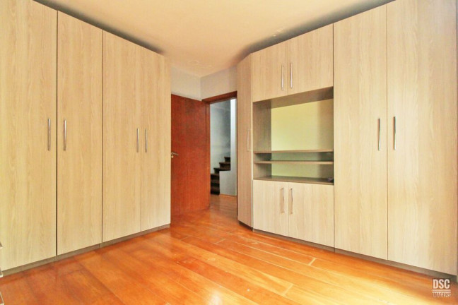 Imagem Casa com 3 Quartos à Venda, 138 m² em Cristal - Porto Alegre Imagem Casa com 3 Quartos à Venda, 138 m² em Cristal - Porto Alegre