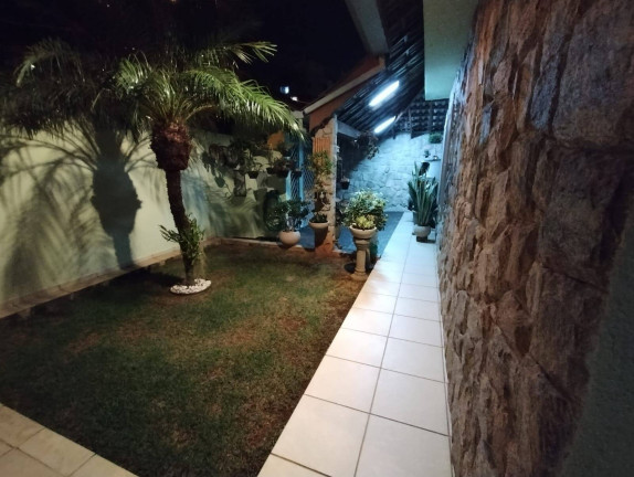 Imagem Casa com 3 Quartos à Venda, 250 m² em Vila Jundiainópolis - Jundiaí