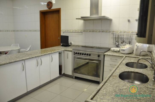 Imagem Casa de Condomínio com 4 Quartos à Venda, 540 m² em Altos De São Fernando - Jandira Imagem Casa de Condomínio com 4 Quartos à Venda, 540 m² em Altos De São Fernando - Jandira