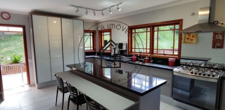 Imagem Casa de Condomínio com 3 Quartos à Venda, 1.500 m² em Algarve - Cotia Imagem Casa de Condomínio com 3 Quartos à Venda, 1.500 m² em Algarve - Cotia