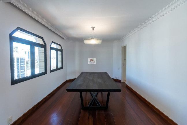 Imagem Apartamento com 3 Quartos para Alugar, 240 m² em Itaim Bibi - São Paulo Imagem Apartamento com 3 Quartos para Alugar, 240 m² em Itaim Bibi - São Paulo
