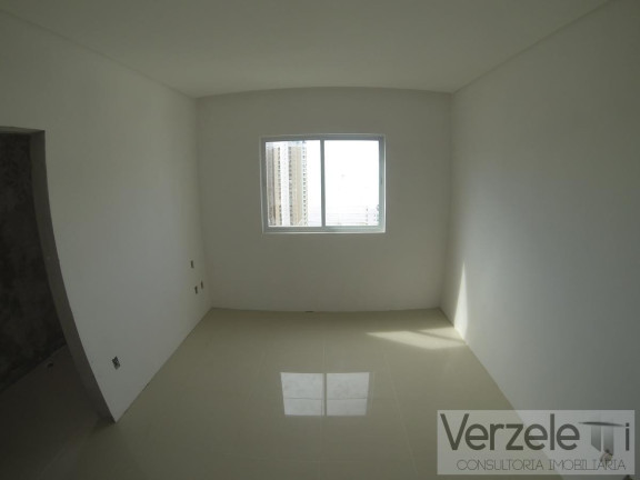 Imagem Apartamento com 4 Quartos à Venda, 136 m² em Pioneiros - Balneário Camboriú