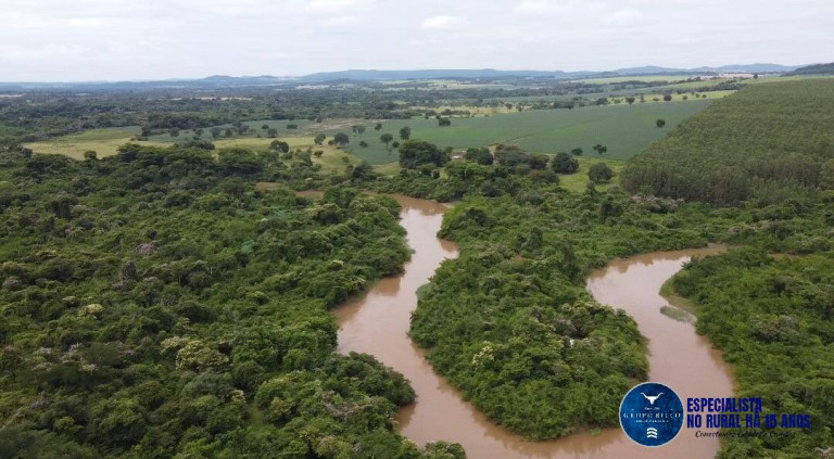 Imagem Fazenda à Venda, 30 m² em Zona Rural - Guapó Imagem Fazenda à Venda, 30 m² em Zona Rural - Guapó