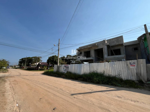 Sobrado com 3 Quartos à Venda, 133 m² em Barra Do Sai - Itapoá