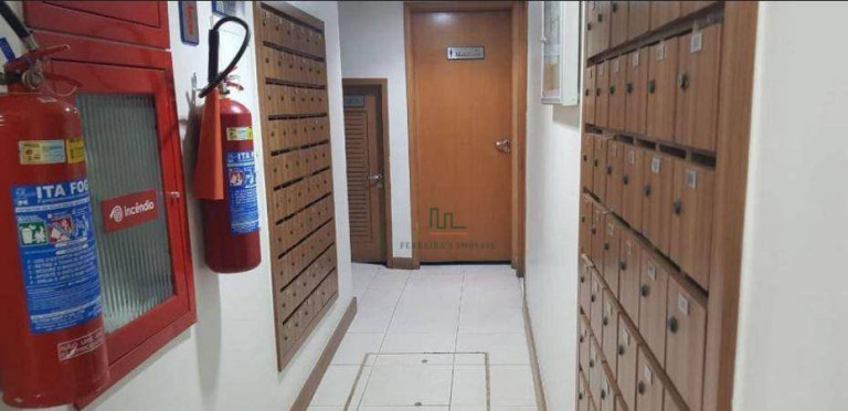 Imagem Sala Comercial à Venda ou Locação, 320 m² em Centro - Niterói Imagem Sala Comercial à Venda ou Locação, 320 m² em Centro - Niterói
