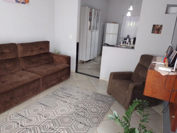 Imagem Casa com 2 Quartos à Venda, 110 m² em Parque Guarani - Joinville