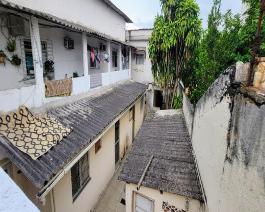 Imagem Casa com 21 Quartos à Venda, 750 m² em Ramos - Rio De Janeiro