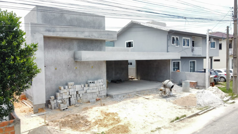 Imagem Casa com 4 Quartos à Venda, 189 m² em Campo Duna - Garopaba