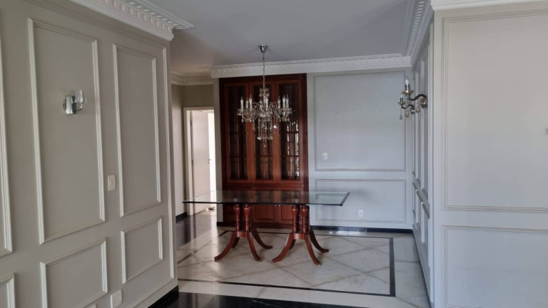 Imagem Apartamento com 4 Quartos à Venda, 224 m² em Duque De Caxias - Cuiabá Imagem Apartamento com 4 Quartos à Venda, 224 m² em Duque De Caxias - Cuiabá