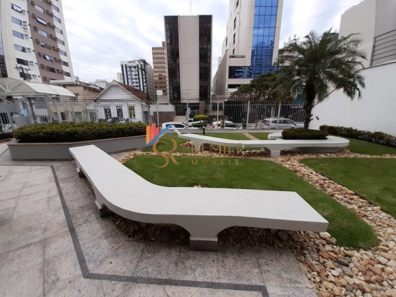 Imagem Apartamento com 3 Quartos à Venda, 107 m² em Centro - Florianópolis Imagem Apartamento com 3 Quartos à Venda, 107 m² em Centro - Florianópolis