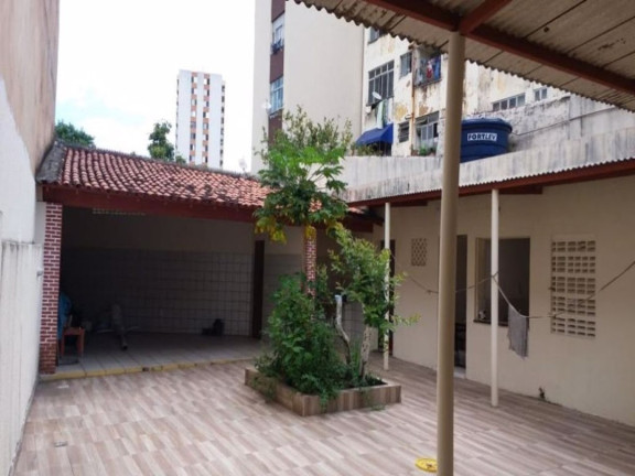 Imagem Casa com 4 Quartos à Venda ou Locação, 210 m² em Saúde - Salvador Imagem Casa com 4 Quartos à Venda ou Locação, 210 m² em Saúde - Salvador
