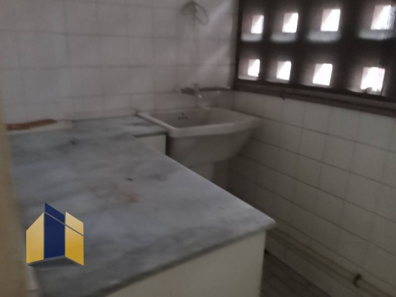 Imagem Apartamento com 2 Quartos à Venda, 130 m²