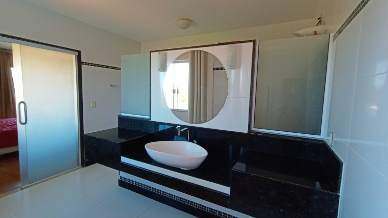 Imagem Casa com 5 Quartos à Venda, 523 m² em Village Do Sol - Guarapari