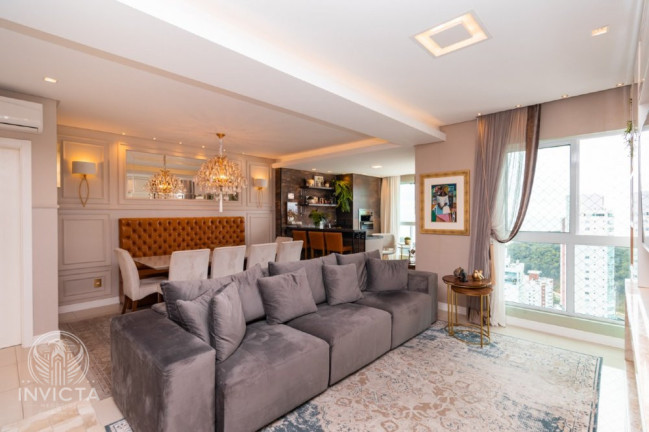 Imagem Apartamento com 3 Quartos à Venda, 135 m² em Pioneiros - Balneário Camboriú