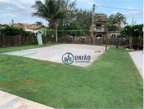 Imagem Casa com 6 Quartos à Venda, 330 m² em Unamar - Cabo Frio