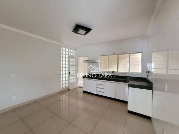 Imagem Casa com 4 Quartos para Alugar, 200 m² em São Sebastião - Igarapé Imagem Casa com 4 Quartos para Alugar, 200 m² em São Sebastião - Igarapé