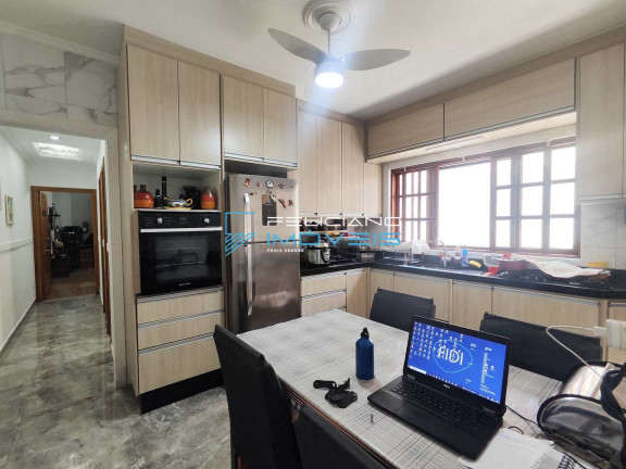 Imagem Casa com 3 Quartos à Venda, 140 m² em Tupi - Praia Grande Imagem Casa com 3 Quartos à Venda, 140 m² em Tupi - Praia Grande