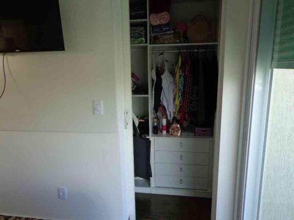 Imagem Casa com 4 Quartos à Venda, 260 m² em Brisas - Mogi Das Cruzes Imagem Casa com 4 Quartos à Venda, 260 m² em Brisas - Mogi Das Cruzes