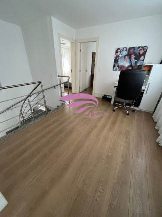Imagem Casa com 4 Quartos à Venda, 264 m² em São Braz - Curitiba Imagem Casa com 4 Quartos à Venda, 264 m² em São Braz - Curitiba