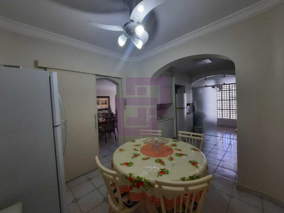 Imagem Apartamento com 2 Quartos à Venda, 130 m² em Pitangueiras - Guarujá Imagem Apartamento com 2 Quartos à Venda, 130 m² em Pitangueiras - Guarujá