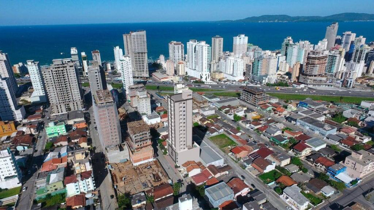 Imagem Apartamento com 2 Quartos à Venda, 62 m² em Morretes - Itapema