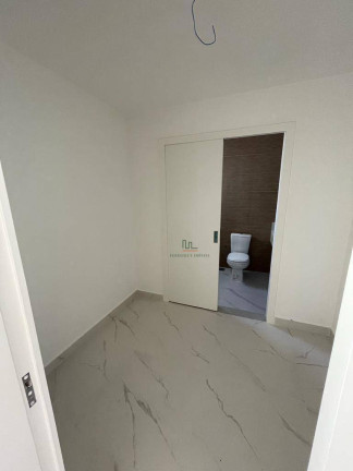 Imagem Casa com 4 Quartos à Venda, 180 m² em Itaipu - Niterói Imagem Casa com 4 Quartos à Venda, 180 m² em Itaipu - Niterói
