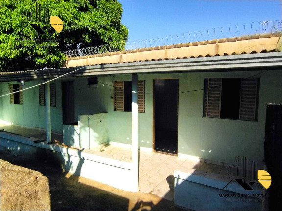 Imagem Casa com 3 Quartos à Venda, 300 m² em Segismundo Pereira - Uberlândia Imagem Casa com 3 Quartos à Venda, 300 m² em Segismundo Pereira - Uberlândia