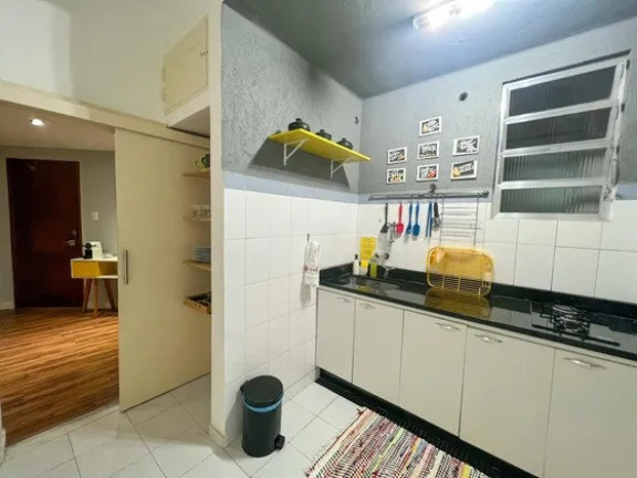 Imagem Imóvel com 1 Quarto à Venda, 43 m² em Ipanema - Rio De Janeiro Imagem Imóvel com 1 Quarto à Venda, 43 m² em Ipanema - Rio De Janeiro
