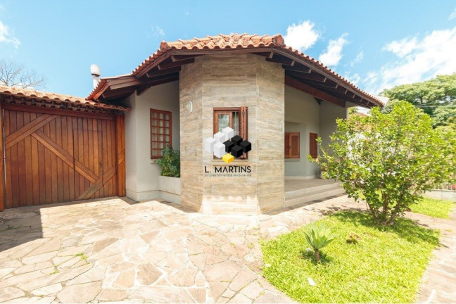 Imagem Casa com 3 Quartos à Venda, 213 m² em Chácara Das Pedras - Porto Alegre Imagem Casa com 3 Quartos à Venda, 213 m² em Chácara Das Pedras - Porto Alegre