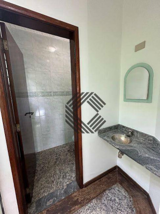 Imagem Casa com 3 Quartos à Venda, 214 m² em Jardim Emília - Sorocaba Imagem Casa com 3 Quartos à Venda, 214 m² em Jardim Emília - Sorocaba
