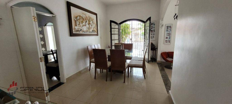 Imagem Casa com 7 Quartos à Venda, 400 m² em Balneário Flórida - Praia Grande Imagem Casa com 7 Quartos à Venda, 400 m² em Balneário Flórida - Praia Grande