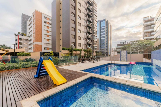 Imagem Imóvel com 4 Quartos à Venda, em Petrópolis - Porto Alegre Imagem Imóvel com 4 Quartos à Venda, em Petrópolis - Porto Alegre