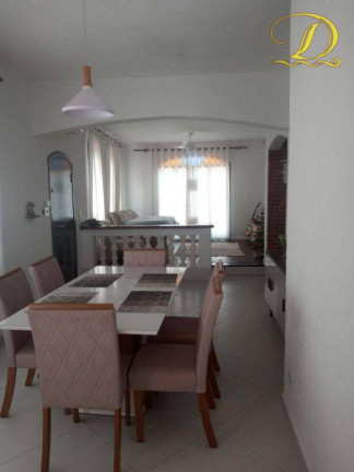 Imagem Casa com 3 Quartos à Venda, 250 m² em Solemar - Praia Grande Imagem Casa com 3 Quartos à Venda, 250 m² em Solemar - Praia Grande