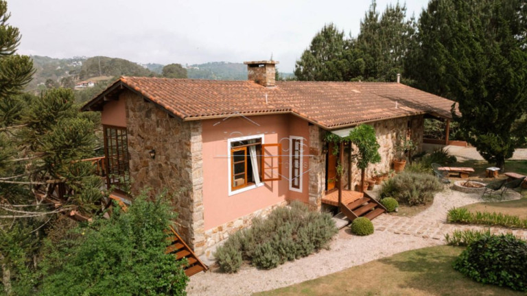 Imagem Casa com 4 Quartos à Venda, 549 m² em Fonte Simão - Campos Do Jordão Imagem Casa com 4 Quartos à Venda, 549 m² em Fonte Simão - Campos Do Jordão
