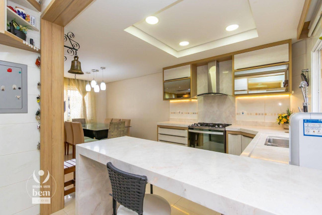 Imagem Sobrado com 3 Quartos à Venda, 160 m² em Xaxim - Curitiba