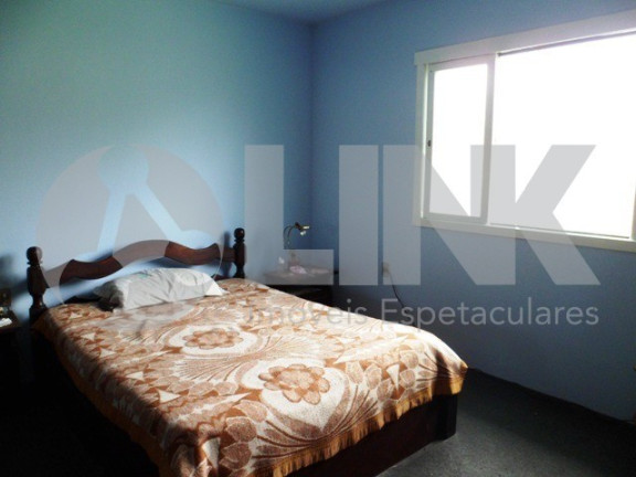 Imagem Casa com 3 Quartos à Venda, 300 m² em Sarandi - Porto Alegre Imagem Casa com 3 Quartos à Venda, 300 m² em Sarandi - Porto Alegre