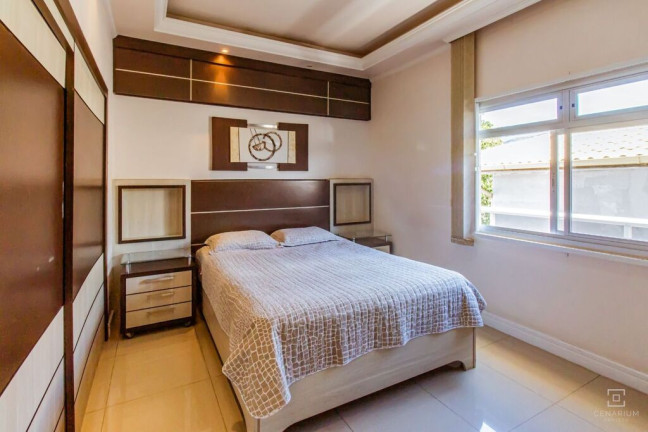 Imagem Casa com 6 Quartos à Venda, 600 m² em Passa Vinte - Palhoça Imagem Casa com 6 Quartos à Venda, 600 m² em Passa Vinte - Palhoça