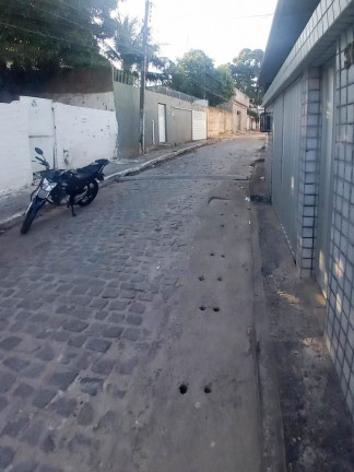 Imagem Casa com 6 Quartos à Venda, 240 m² em Bultrins - Olinda