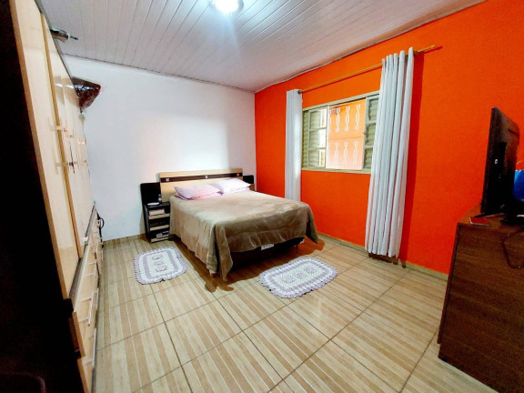 Imagem Casa com 4 Quartos à Venda, 175 m² em Nova Cerejeira - Atibaia Imagem Casa com 4 Quartos à Venda, 175 m² em Nova Cerejeira - Atibaia