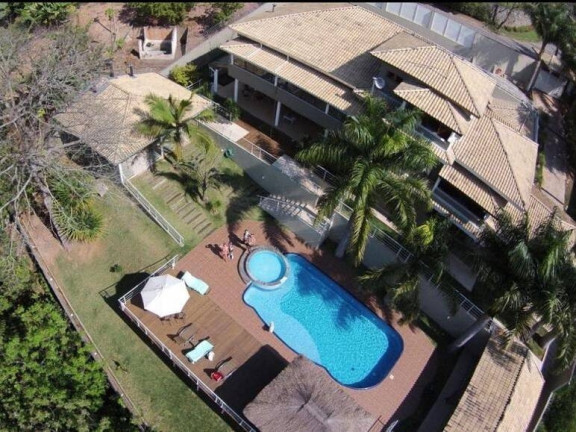Imagem Casa com 5 Quartos à Venda, em Fazendinha - Chác. Sta. Lúcia - Carapicuíba Imagem Casa com 5 Quartos à Venda, em Fazendinha - Chác. Sta. Lúcia - Carapicuíba